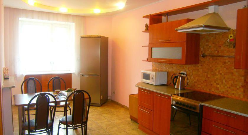 Гостиница on Karla Marksa 191 Сыктывкар-4
